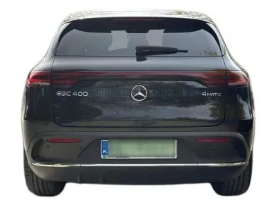CZARNY SUV MERCEDES CLASE EQC z 2020 r., ELEKTRYCZNY, skrzynia biegów AUTOMATYCZNA 408KM, zdjęcie 5 z 19