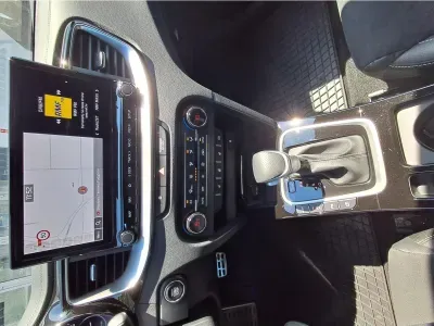 CZERWONY KOMBI KIA PROCEED z 2024 r., BENZYNA, skrzynia biegów AUTOMATYCZNA 140KM, zdjęcie 5 z 18