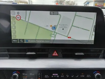 SREBRNY SUV KIA SPORTAGE z 2023 r., BENZYNA, skrzynia biegów AUTOMATYCZNA 110KM, zdjęcie 14 z 25