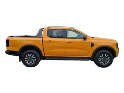 POMARAŃCZOWY SUV FORD RANGER z 2025 r., HYBRYDA/BENZYNA, skrzynia biegów AUTOMATYCZNA 135KM, zdjęcie 14 z 29