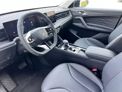 CZARNY SUV MG HS z 2026 r., HYBRYDA/BENZYNA, skrzynia biegów AUTOMATYCZNA 272KM, zdjęcie 11 z 15