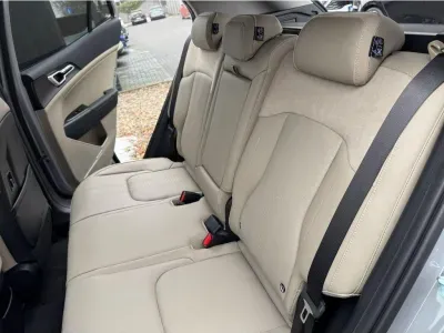 SZARY SUV KIA SPORTAGE z 2026 r., HYBRYDA/BENZYNA, skrzynia biegów AUTOMATYCZNA 176KM, zdjęcie 24 z 25
