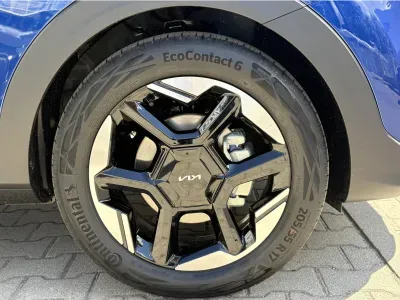 NIEBIESKI HATCHBACK KIA STONIC z 2026 r., BENZYNA, skrzynia biegów MANUALNA 100KM, zdjęcie 4 z 7