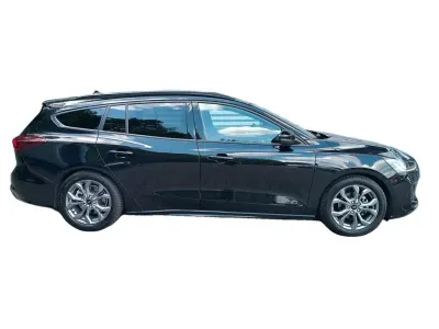 CZARNY KOMBI FORD FOCUS z 2025 r., HYBRYDA/BENZYNA, skrzynia biegów AUTOMATYCZNA 155KM, zdjęcie 7 z 16