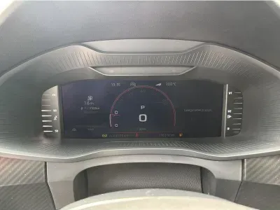 SZARY SUV SKODA KODIAQ z 2023 r., BENZYNA, skrzynia biegów AUTOMATYCZNA 190KM, zdjęcie 9 z 19