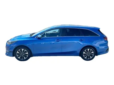 NIEBIESKI KOMBI KIA CEED z 2024 r., BENZYNA, skrzynia biegów AUTOMATYCZNA 103KM, zdjęcie 16 z 20
