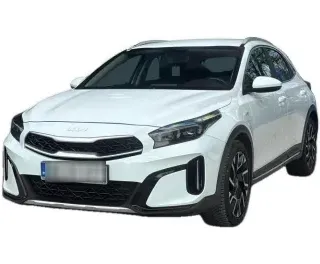 BIAŁY SUV KIA XCEED z 2023 r., BENZYNA, skrzynia biegów AUTOMATYCZNA 160KM, zdjęcie główne
