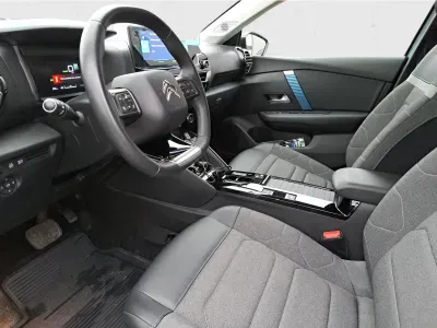 ZIELONY CROSSOVER CITROEN E-C4 z 2021 r., ELEKTRYCZNY, skrzynia biegów AUTOMATYCZNA 136KM, zdjęcie 2 z 9