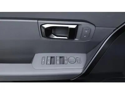 BEŻOWY SUV KIA SELTOS z 2026 r., BENZYNA, skrzynia biegów MANUALNA 180KM, zdjęcie 11 z 20