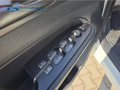 BIAŁY SUV SSANGYONG MUSSO z 2022 r., DIESEL, skrzynia biegów MANUALNA 148KM, zdjęcie 20 z 27