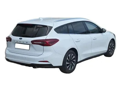 SREBRNY KOMBI FORD FOCUS z 2023 r., BENZYNA, skrzynia biegów MANUALNA 92KM, zdjęcie 4 z 20