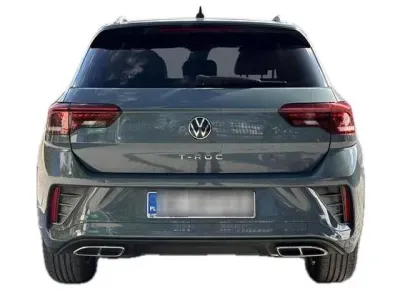 NIEBIESKI SUV VOLKSWAGEN T-ROC z 2022 r., BENZYNA, skrzynia biegów AUTOMATYCZNA 150KM, zdjęcie 7 z 19