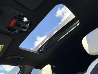 BIAŁY HATCHBACK KIA K4 z 2026 r., BENZYNA, skrzynia biegów AUTOMATYCZNA 180KM, zdjęcie 16 z 18