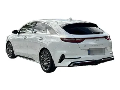 BIAŁY KOMBI KIA PROCEED z 2023 r., BENZYNA, skrzynia biegów AUTOMATYCZNA 160KM, zdjęcie 9 z 19