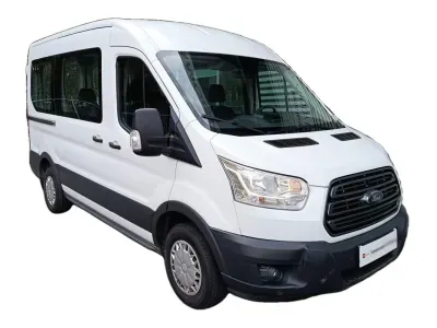 BIAŁY VAN FORD TRANSIT KOMBI z 2018 r., DIESEL, skrzynia biegów MANUALNA 130KM, zdjęcie 15 z 18