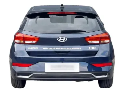 NIEBIESKI HATCHBACK HYUNDAI I30 z 2026 r., BENZYNA, skrzynia biegów AUTOMATYCZNA 150KM, zdjęcie 12 z 15