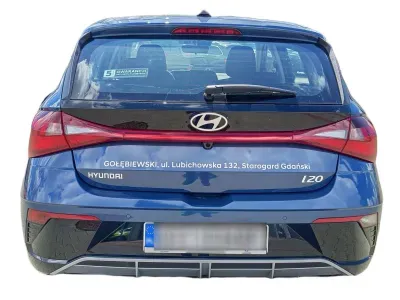NIEBIESKI HATCHBACK HYUNDAI I20 z 2025 r., BENZYNA, skrzynia biegów AUTOMATYCZNA 101KM, zdjęcie 6 z 17
