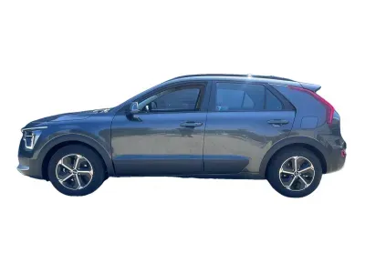 SZARY CROSSOVER KIA NIRO z 2026 r., HYBRYDA/BENZYNA, skrzynia biegów AUTOMATYCZNA 136KM, zdjęcie 9 z 10