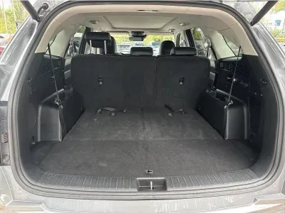 SZARY SUV KIA SORENTO z 2023 r., HYBRYDA/BENZYNA, skrzynia biegów AUTOMATYCZNA 230KM, zdjęcie 5 z 19