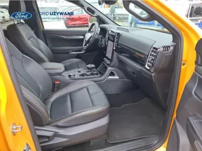 POMARAŃCZOWY SUV FORD RANGER z 2025 r., HYBRYDA/BENZYNA, skrzynia biegów AUTOMATYCZNA 135KM, zdjęcie 24 z 29