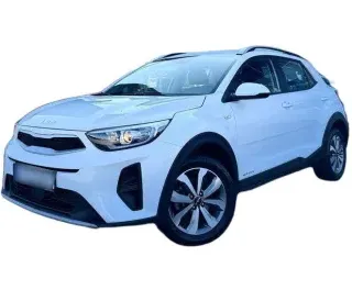 BIAŁY SUV KIA STONIC z 2025 r., BENZYNA, skrzynia biegów MANUALNA 58KM, zdjęcie główne