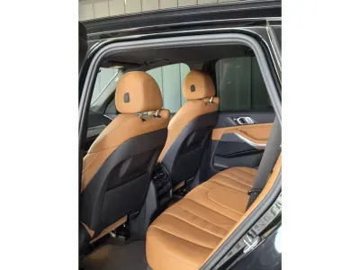 CZARNY SUV BMW X5 z 2022 r., DIESEL, skrzynia biegów AUTOMATYCZNA 231KM, zdjęcie 12 z 12