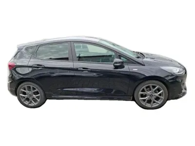 CZARNY HATCHBACK FORD FIESTA z 2023 r., BENZYNA, skrzynia biegów MANUALNA 74KM, zdjęcie 6 z 27