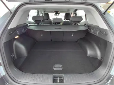 SREBRNY SUV KIA SPORTAGE z 2023 r., BENZYNA, skrzynia biegów AUTOMATYCZNA 110KM, zdjęcie 24 z 24