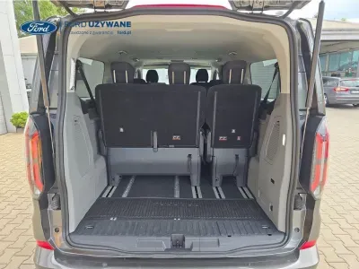 SREBRNY VAN FORD TOURNEO CUSTOM z 2025 r., HYBRYDA/BENZYNA, skrzynia biegów AUTOMATYCZNA 171KM, zdjęcie 5 z 24