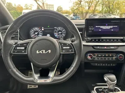 CZARNY HATCHBACK KIA CEED z 2022 r., BENZYNA, skrzynia biegów AUTOMATYCZNA 160KM, zdjęcie 19 z 19