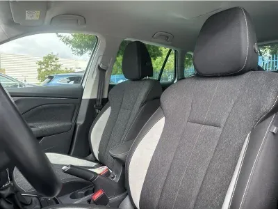 BIAŁY SUV SKODA KAMIQ z 2022 r., BENZYNA, skrzynia biegów AUTOMATYCZNA 110KM, zdjęcie 16 z 17