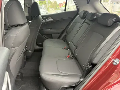 BORDOWY SUV KIA SPORTAGE z 2026 r., BENZYNA, skrzynia biegów AUTOMATYCZNA 150KM, zdjęcie 17 z 17