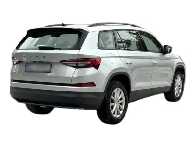 SREBRNY SUV SKODA KODIAQ z 2022 r., BENZYNA, skrzynia biegów AUTOMATYCZNA 150KM, zdjęcie 11 z 19