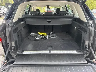 CZARNY SUV BMW X5 z 2022 r., HYBRYDA/BENZYNA, skrzynia biegów AUTOMATYCZNA 394KM, zdjęcie 10 z 19