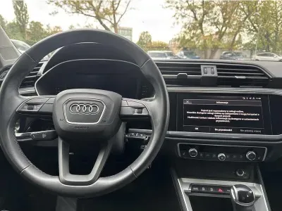 BIAŁY SUV AUDI Q3 z 2022 r., BENZYNA, skrzynia biegów AUTOMATYCZNA 150KM, zdjęcie 17 z 19
