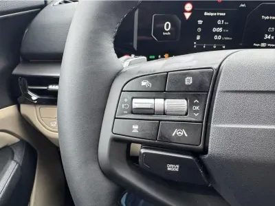 SZARY SUV KIA SPORTAGE z 2026 r., HYBRYDA/BENZYNA, skrzynia biegów AUTOMATYCZNA 176KM, zdjęcie 7 z 25