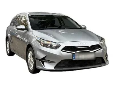 SREBRNY KOMBI KIA CEED z 2023 r., BENZYNA, skrzynia biegów AUTOMATYCZNA 160KM, zdjęcie 12 z 19