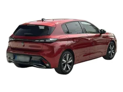CZERWONY HATCHBACK PEUGEOT 308 z 2023 r., BENZYNA, skrzynia biegów AUTOMATYCZNA 131KM, zdjęcie 6 z 18