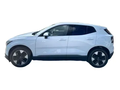 NIEBIESKI SUV VOLVO EX30 z 2024 r., ELEKTRYCZNY, skrzynia biegów AUTOMATYCZNA 200KM, zdjęcie 10 z 18