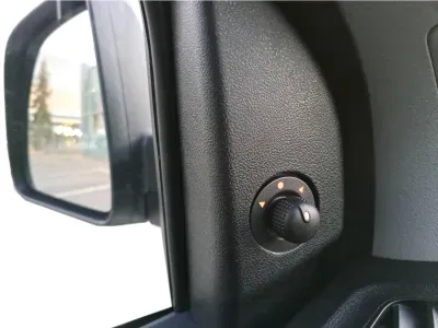 BIAŁY VAN FIAT DOBLÒ z 2021 r., DIESEL, skrzynia biegów MANUALNA 90KM, zdjęcie 6 z 9