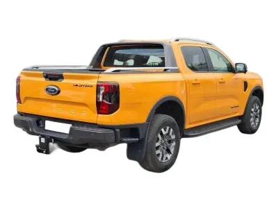 POMARAŃCZOWY SUV FORD RANGER z 2025 r., HYBRYDA/BENZYNA, skrzynia biegów AUTOMATYCZNA 135KM, zdjęcie 13 z 29
