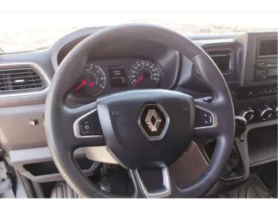 SZARY INNE RENAULT MASTER L3H2 z 2022 r., DIESEL, skrzynia biegów MANUALNA 135KM, zdjęcie 16 z 17