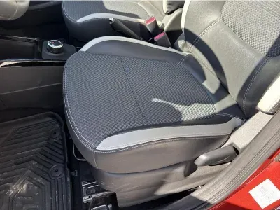 CZERWONY HATCHBACK DACIA SPRING ELECTIC z 2023 r., ELEKTRYCZNY, skrzynia biegów AUTOMATYCZNA 45KM, zdjęcie 14 z 19