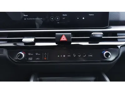 BIAŁY SUV KIA SPORTAGE z 2026 r., BENZYNA, skrzynia biegów MANUALNA 150KM, zdjęcie 7 z 18