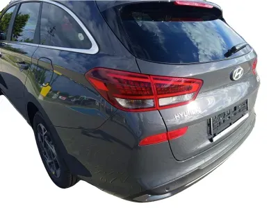 SZARY KOMBI HYUNDAI I30 z 2025 r., BENZYNA, skrzynia biegów AUTOMATYCZNA 140KM, zdjęcie 3 z 8