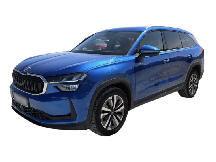 NIEBIESKI KOMBI SKODA KODIAQ z 2024 r., BENZYNA, skrzynia biegów AUTOMATYCZNA 150KM, zdjęcie główne