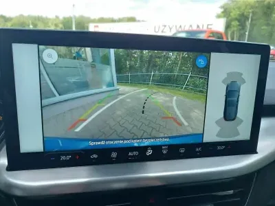 NIEBIESKI KOMBI FORD FOCUS z 2024 r., DIESEL, skrzynia biegów AUTOMATYCZNA 115KM, zdjęcie 12 z 20