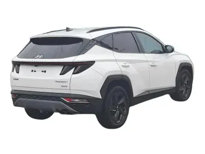 BIAŁY SUV HYUNDAI TUCSON z 2024 r., HYBRYDA/BENZYNA, skrzynia biegów AUTOMATYCZNA 230KM, zdjęcie 4 z 18