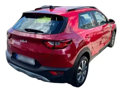 CZERWONY SUV KIA STONIC z 2025 r., BENZYNA, skrzynia biegów MANUALNA 58KM, zdjęcie 17 z 21