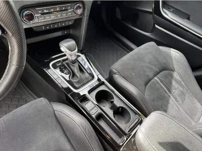 BIAŁY KOMBI KIA PROCEED z 2023 r., BENZYNA, skrzynia biegów AUTOMATYCZNA 160KM, zdjęcie 8 z 19